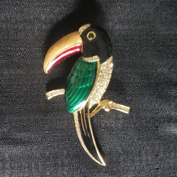 Jewelry - Large Enameled Rhinestone Crystal  Toucan Brooch